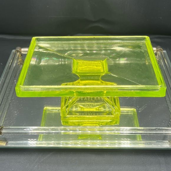 Uranium Clark's Teaberry Gum display Rare Great Shape - Picture 7 of 9